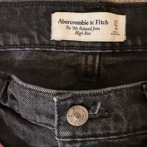 Abercrombie 90’s Jeans